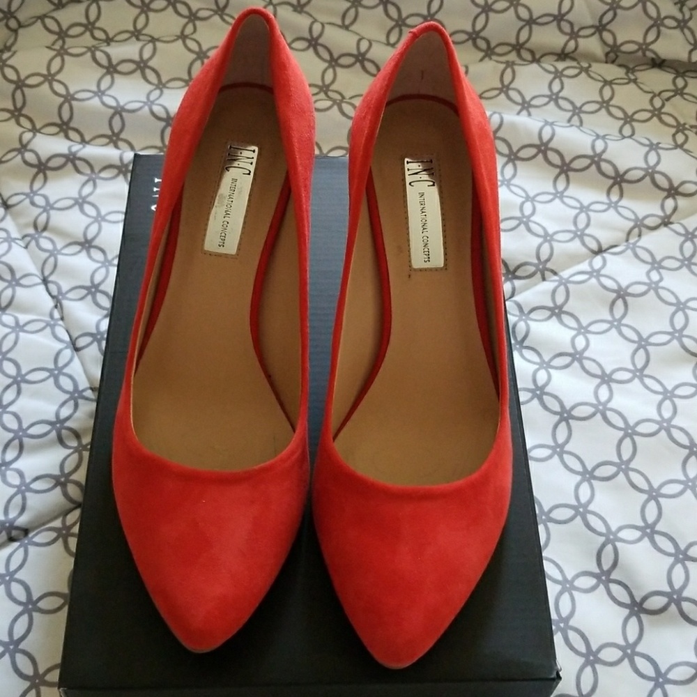 INC Zitah Pumps