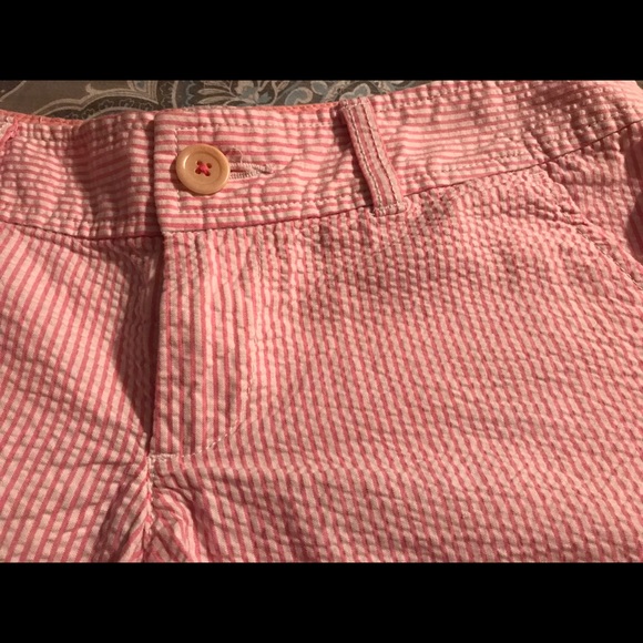 Lilly Pulitzer seer sucker Pink buttercup shorts - Picture 2 of 3