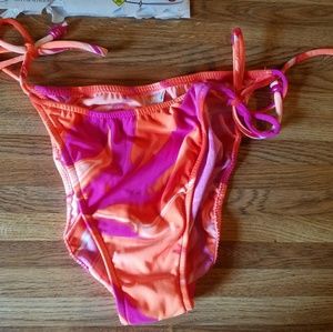 Venus string bikini bottom