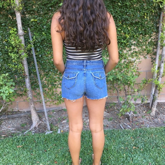 Vintage Mid Rise Lee Denim Shorts - Picture 3 of 5