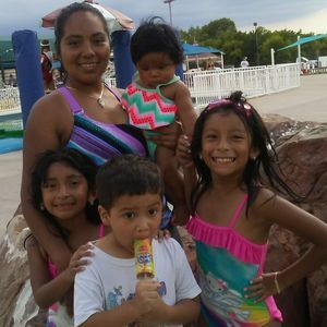 Meet your Posher, Carolina