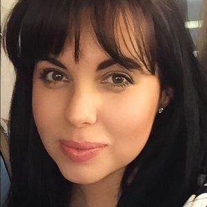 Meet your Posher, Jenna