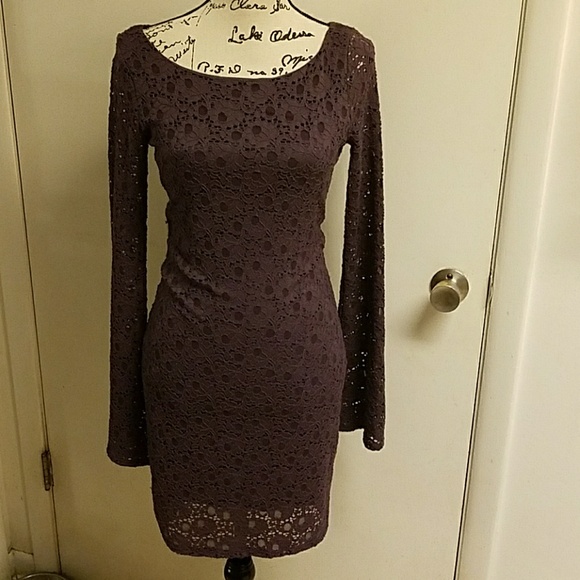 Moda International Dresses & Skirts - MODA INTERNATIONAL Purple Long Sleeve Dress