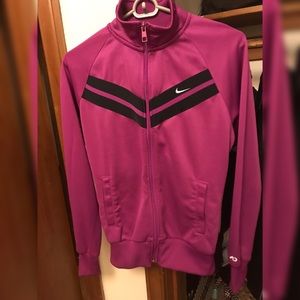 🔥Nike track suit jacket🔥 price firm