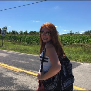 Meet your Posher, Lizzy