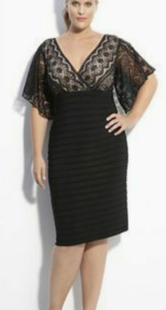 Black Adrianna Papell Evening Dress Size 16