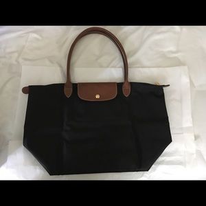 Brand New Black Longchamp Medium tote