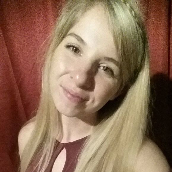 Meet your Posher, Kassey - Picture 1 of 1