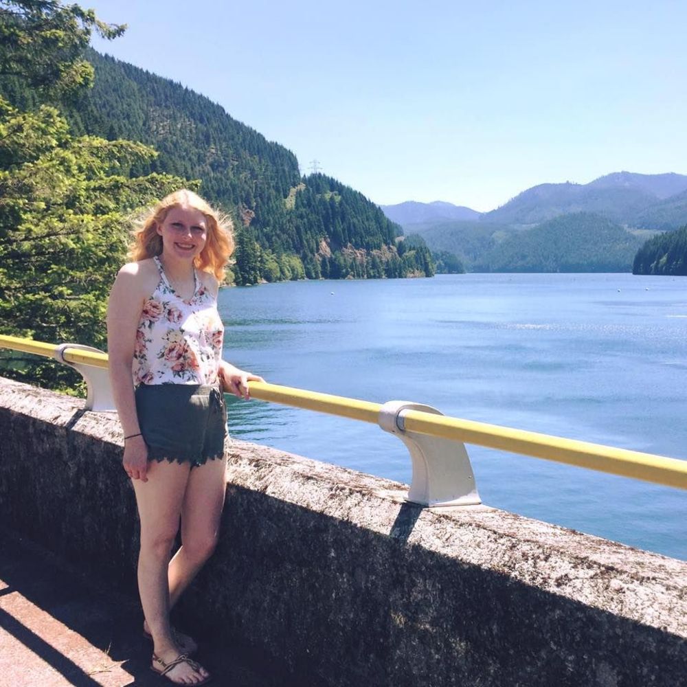 Meet your Posher, Danielle