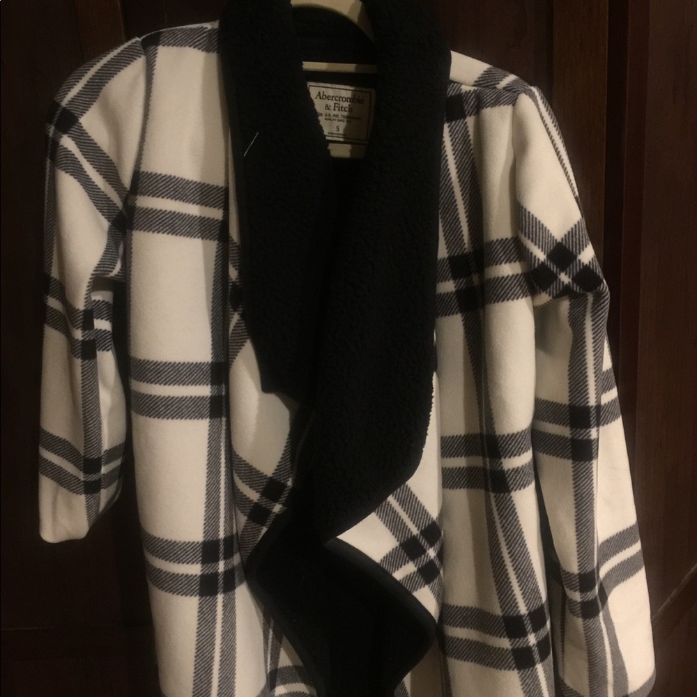 Abercrombie coat plaid