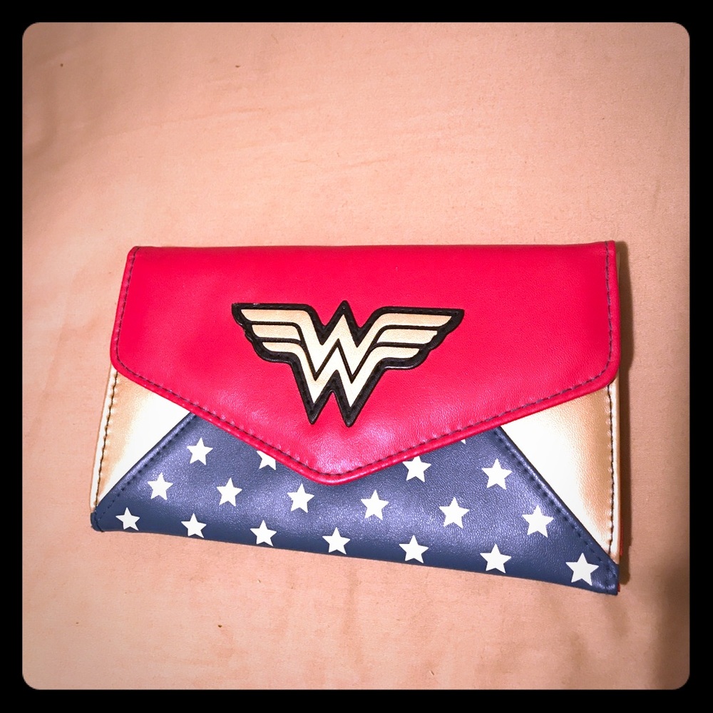 Wonder Woman clutch/wallet