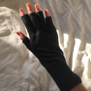 Beautiful Cashmere Fingerless Gloves