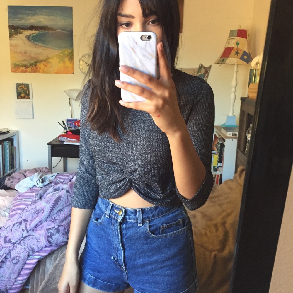 SALE - heather grey mid-sleeve crop