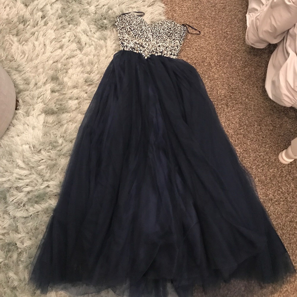 Navy blue prom dress