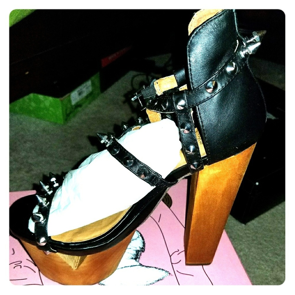Jeffrey Cambell Platform Sandal