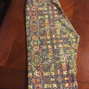 New OS LuLaRoe Leggings