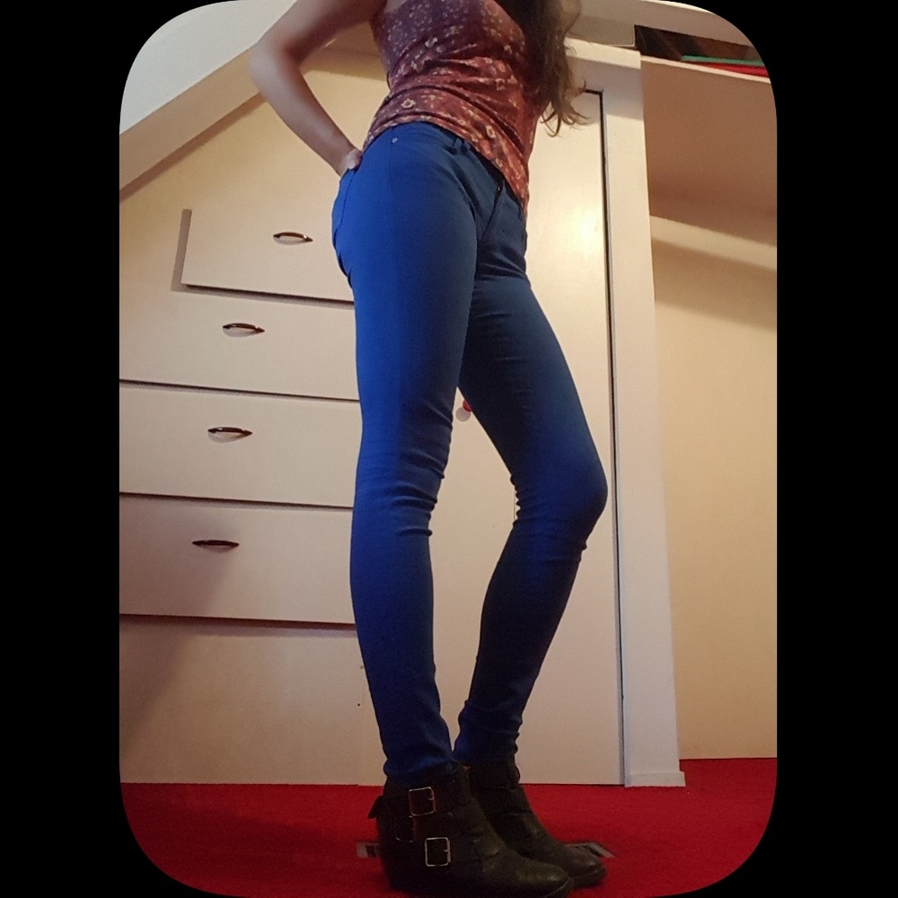 Joe's Jeans Mid-Rise Skinny