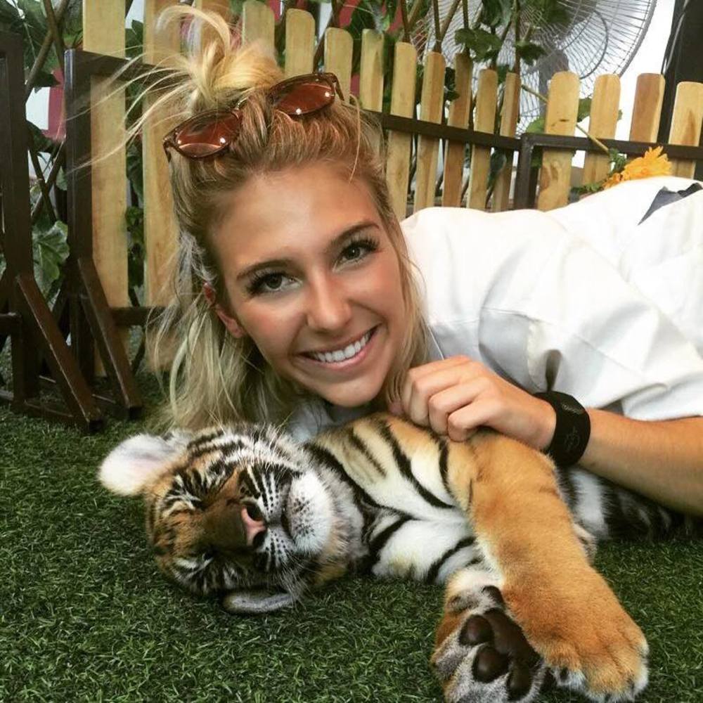 Meet your Posher, Marti