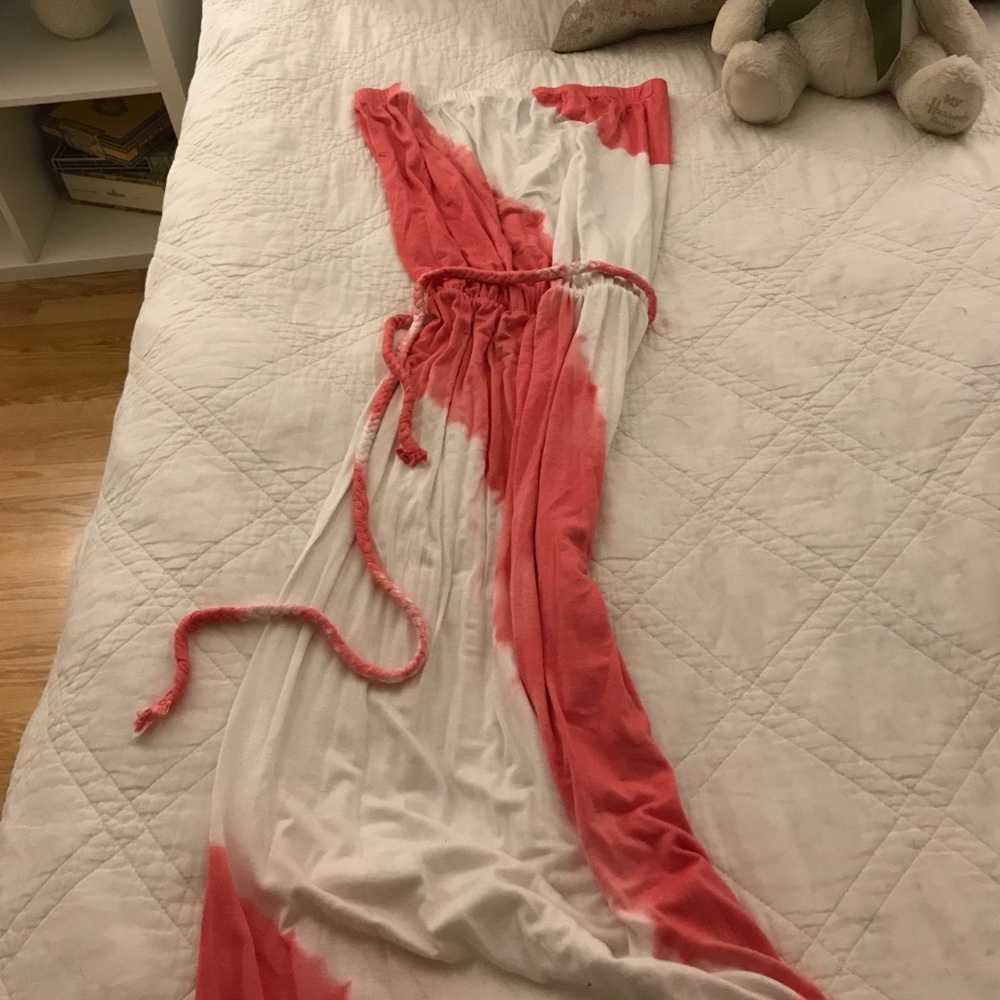Pink and white tie die maxi strapleaa dress