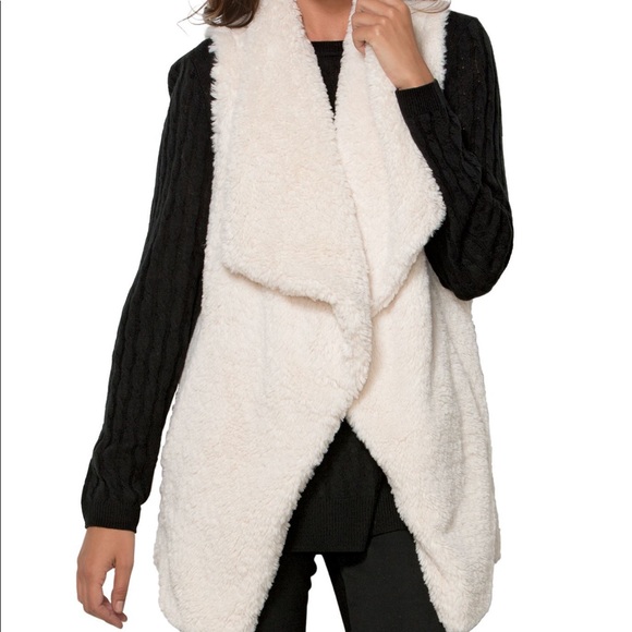 Trend Brokers Boutique Jackets & Blazers - Gorgeous Cream Plus Size Sherpa Vest