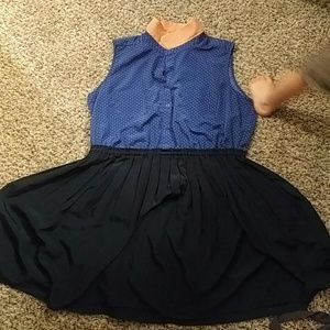 Sleeveless Collared Blue and coral polka dot dress