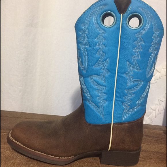Justin Boots - Picture 3 of 7