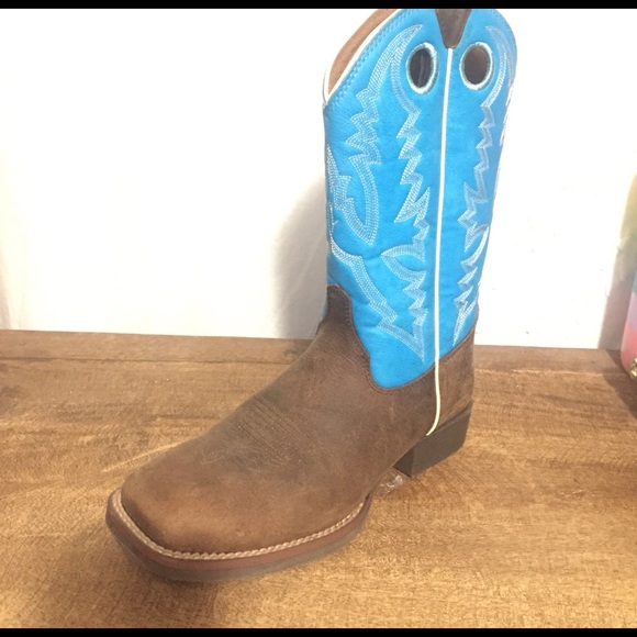 Justin Boots - Picture 6 of 7