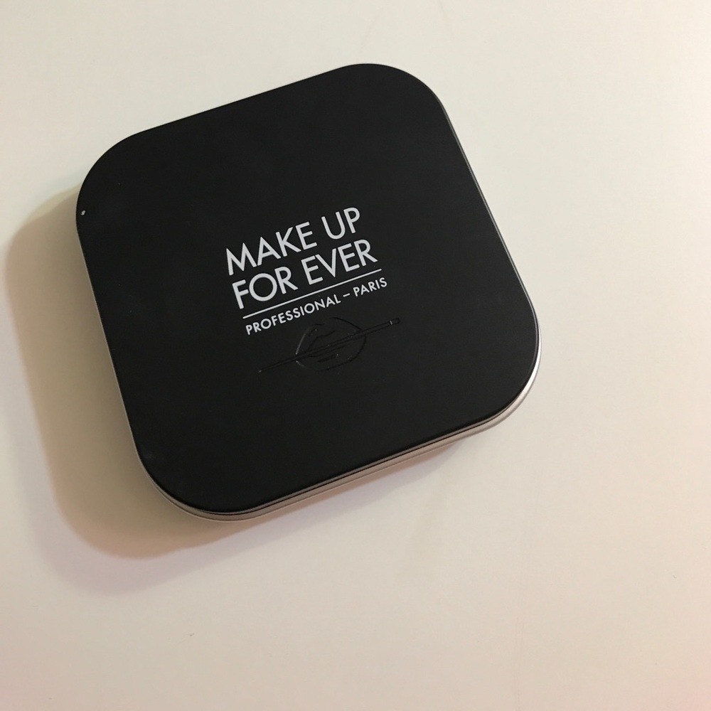 Makeup forever ultra hd pressed powder