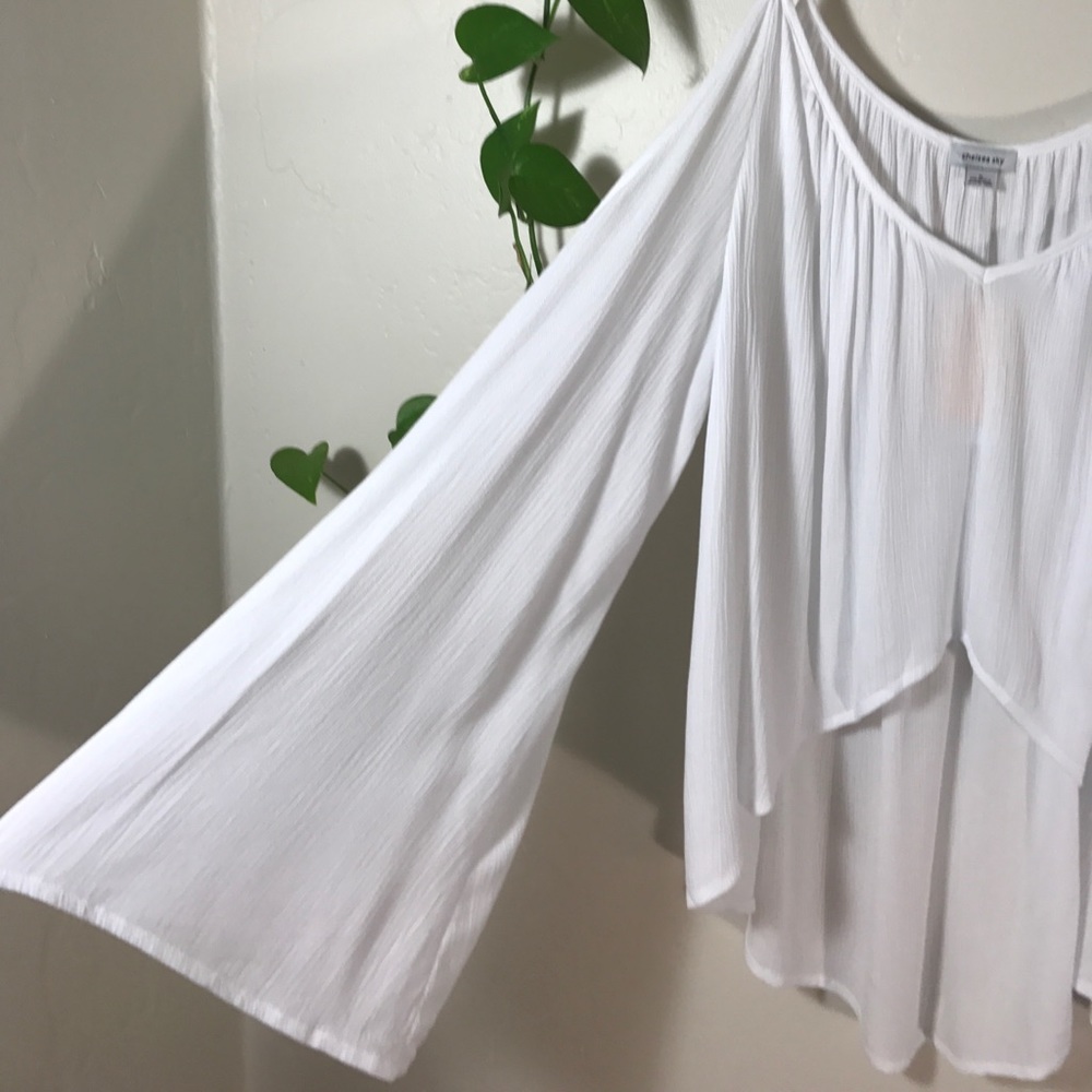Chelsea Sky Gauze Cold-Shoulder Top. B096 - Picture 3 of 7