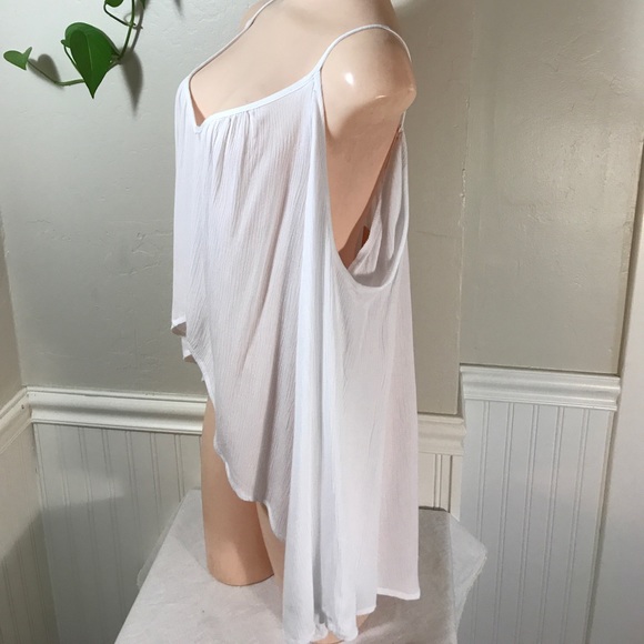 Chelsea Sky Gauze Cold-Shoulder Top. B096 - Picture 5 of 7
