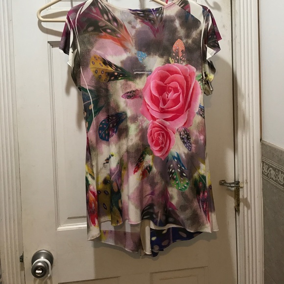 Shirt 👚 - Picture 3 of 3