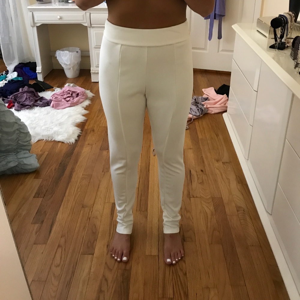 NEVER WORN white trousers