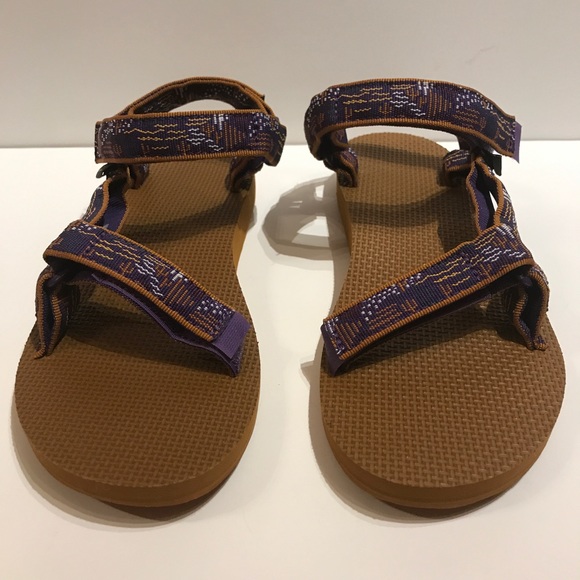 teva aztec sandals