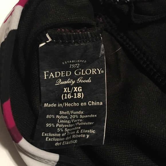 Faded Glory halterkini hotmag, embellished bust - Picture 4 of 6