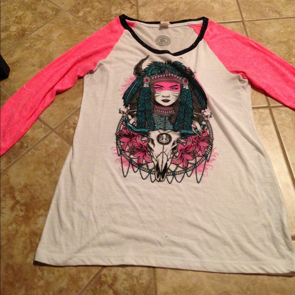 Quarter sleeve shirt