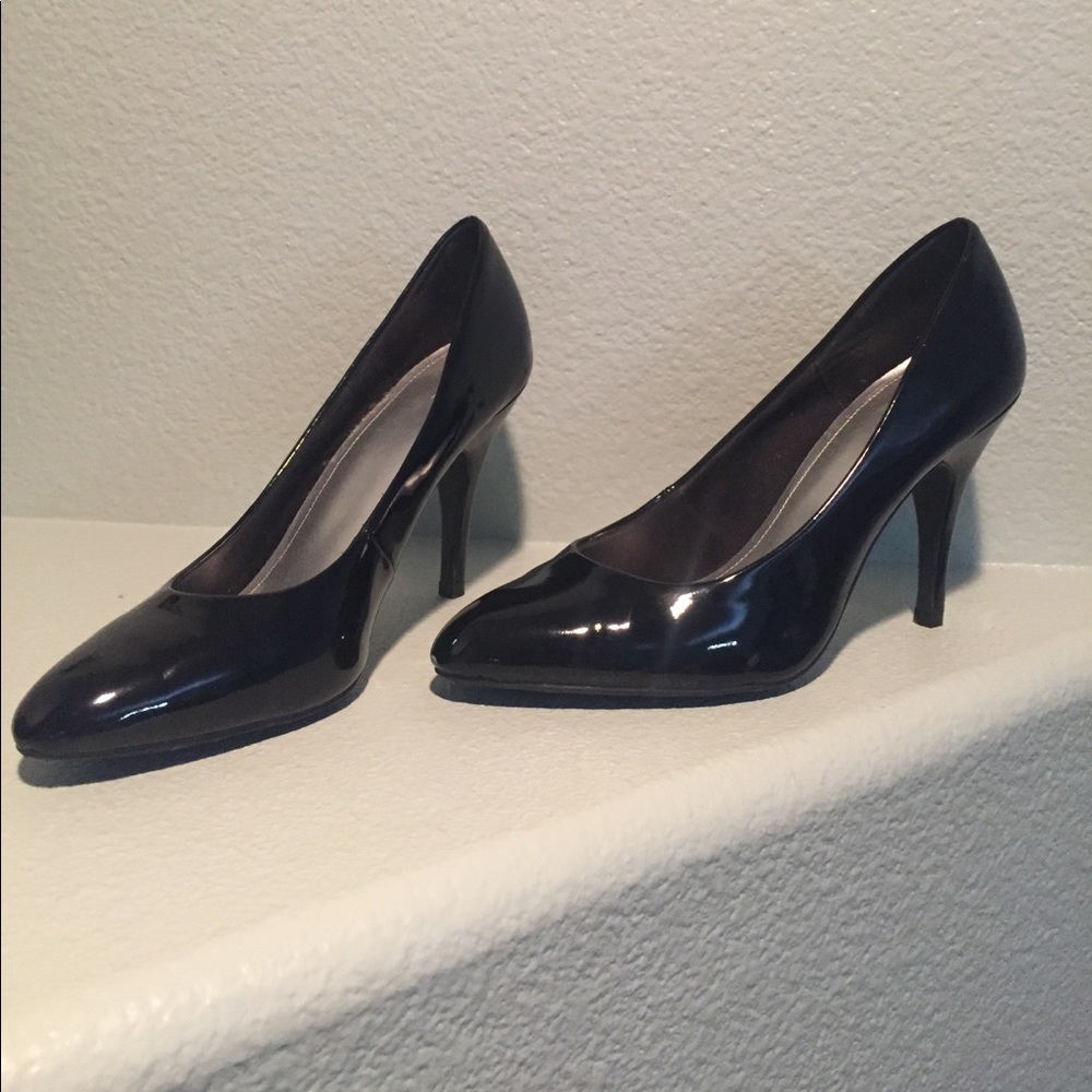 Worn only once! Classic black heels.