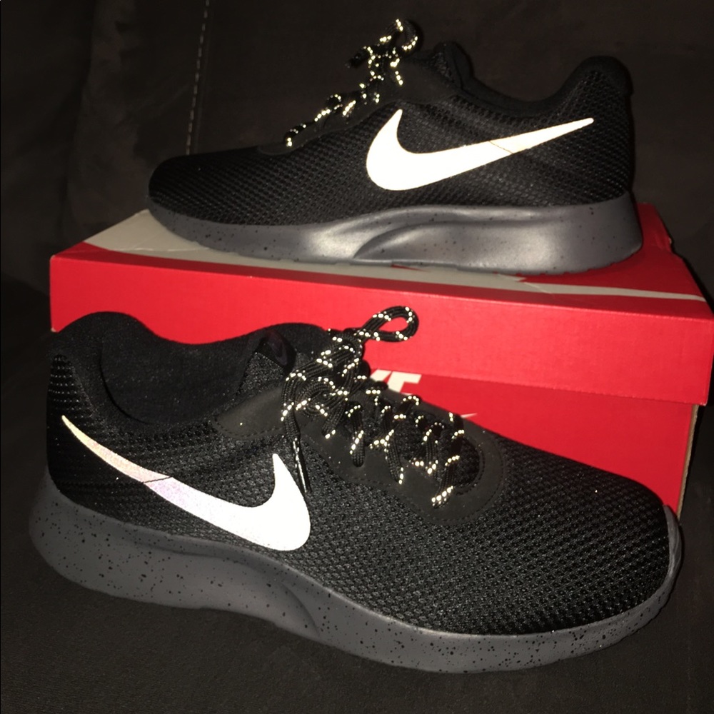 New Nike Tanjun SE (special edition) 10.5 Sneakers