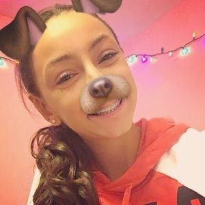 Meet your Posher, Briana