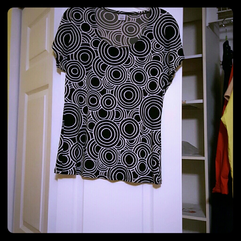 Ap sleeve t shirt