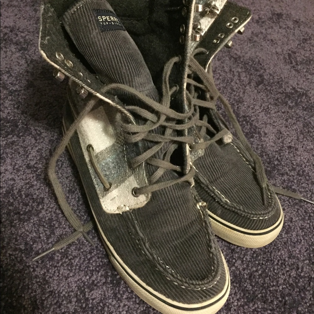 Sperry High Top Siders