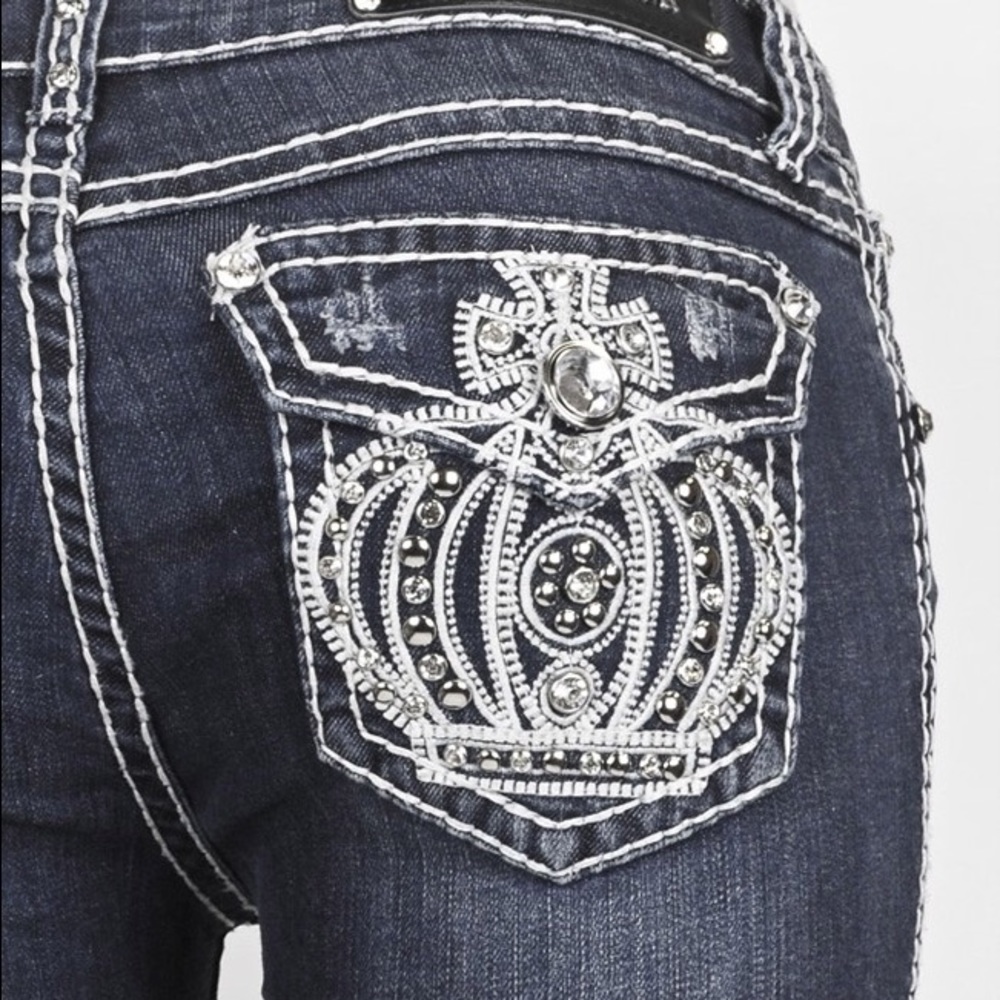 Meet your Posher, J's