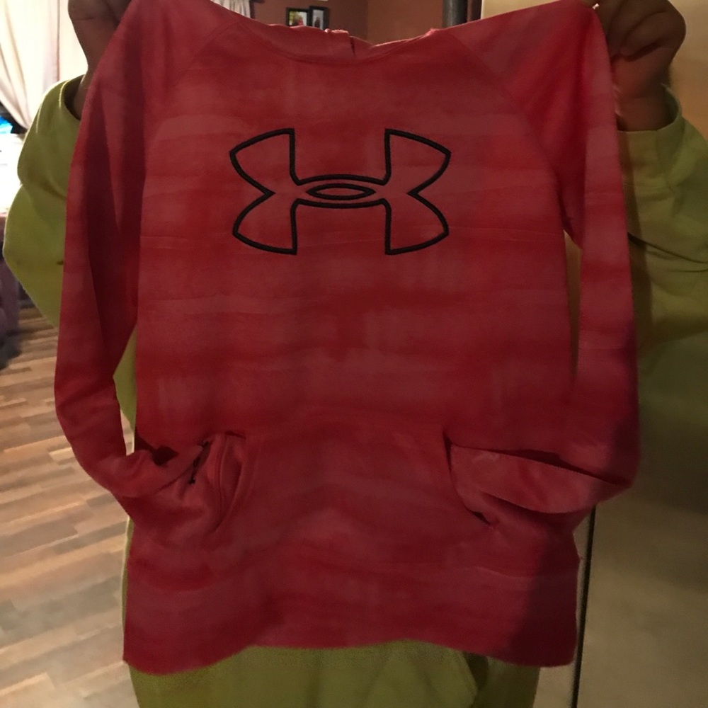 Under Armour Sweatshirt