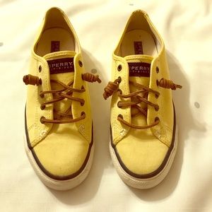 Sperry's 6 1/2 Sneakers