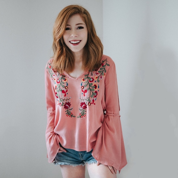 Hi I'm McKenzie! | Boutique Owner - Picture 2 of 2
