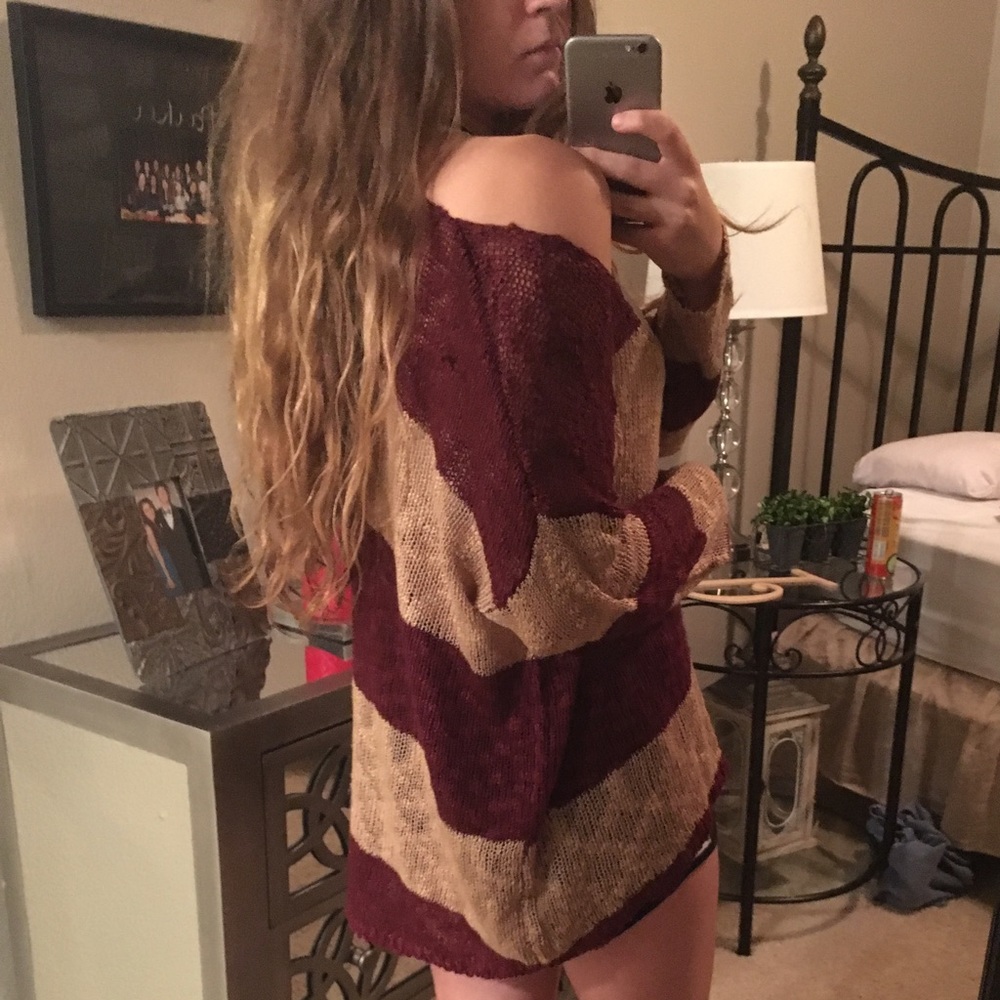 Oversized striped sweater Gryffindor colors ;)