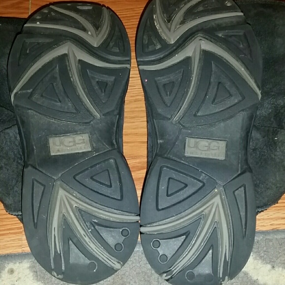 UGG BOOTS - Picture 5 of 6