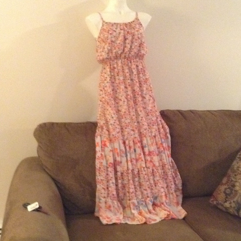 ELLE FLORAL MAXI DRESS SZ SMALL