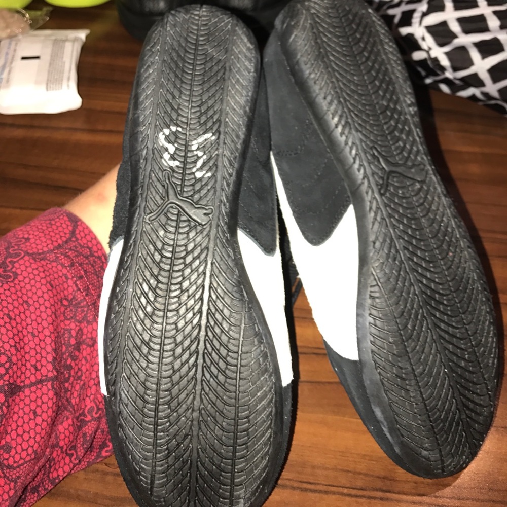 🔴FINAL MARKDOWN🔴 Puma sneakers black & white NWT - Picture 3 of 5