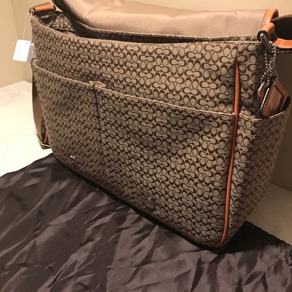 NWT Coach Tote - Picture 3 of 4