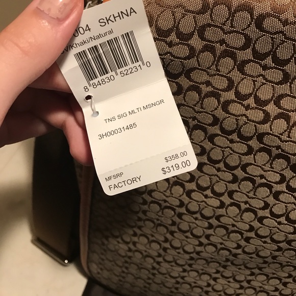 NWT Coach Tote - Picture 2 of 4